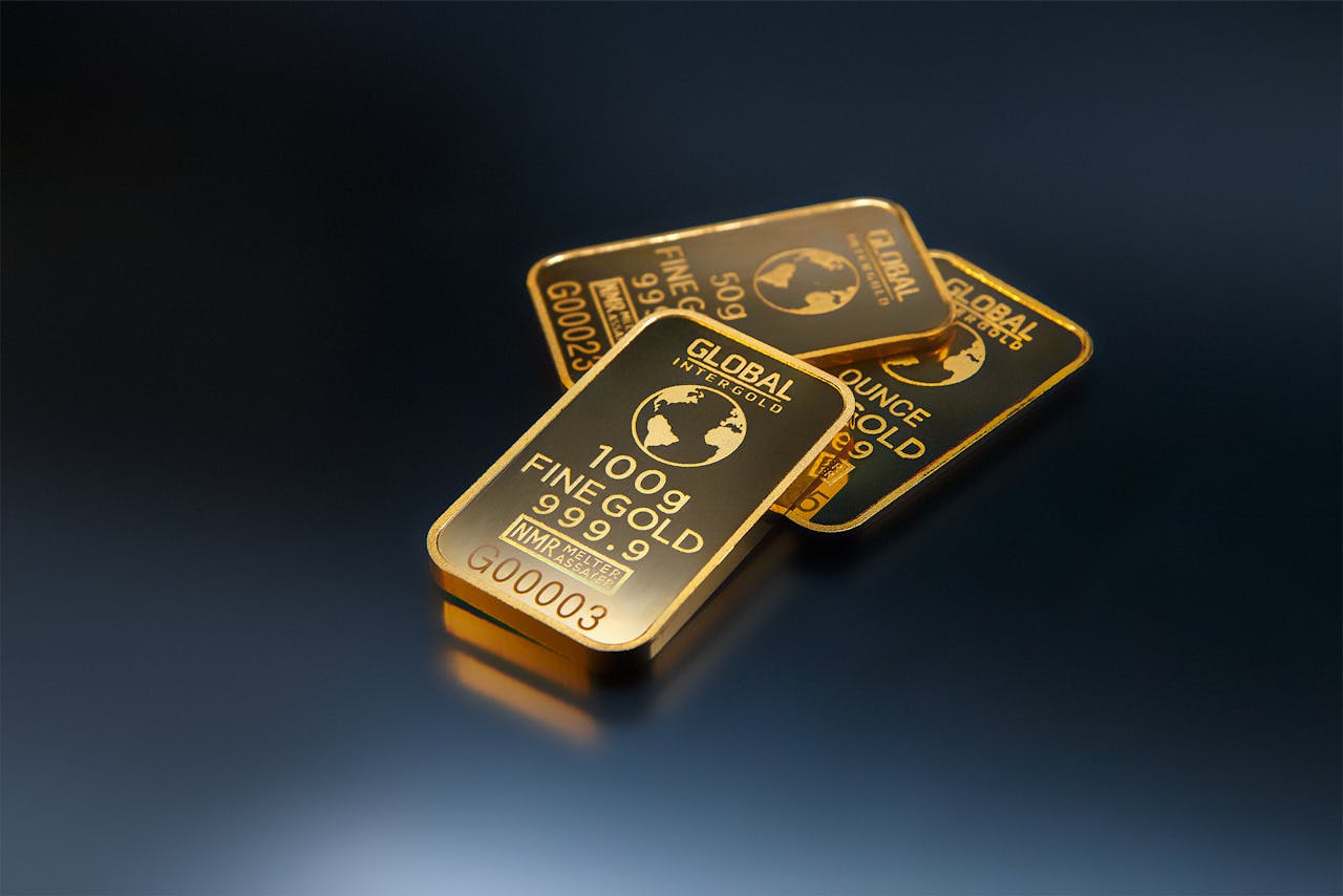 With The US Latest Core PCE Data Looming Large, The Price of Gold Stays in A Limited Range